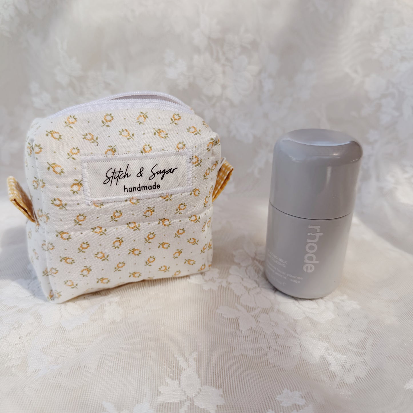 Dainty floral on-the-go mini