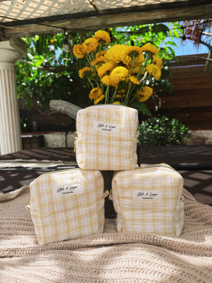 Lemon Buttercream Medium Carryall bag