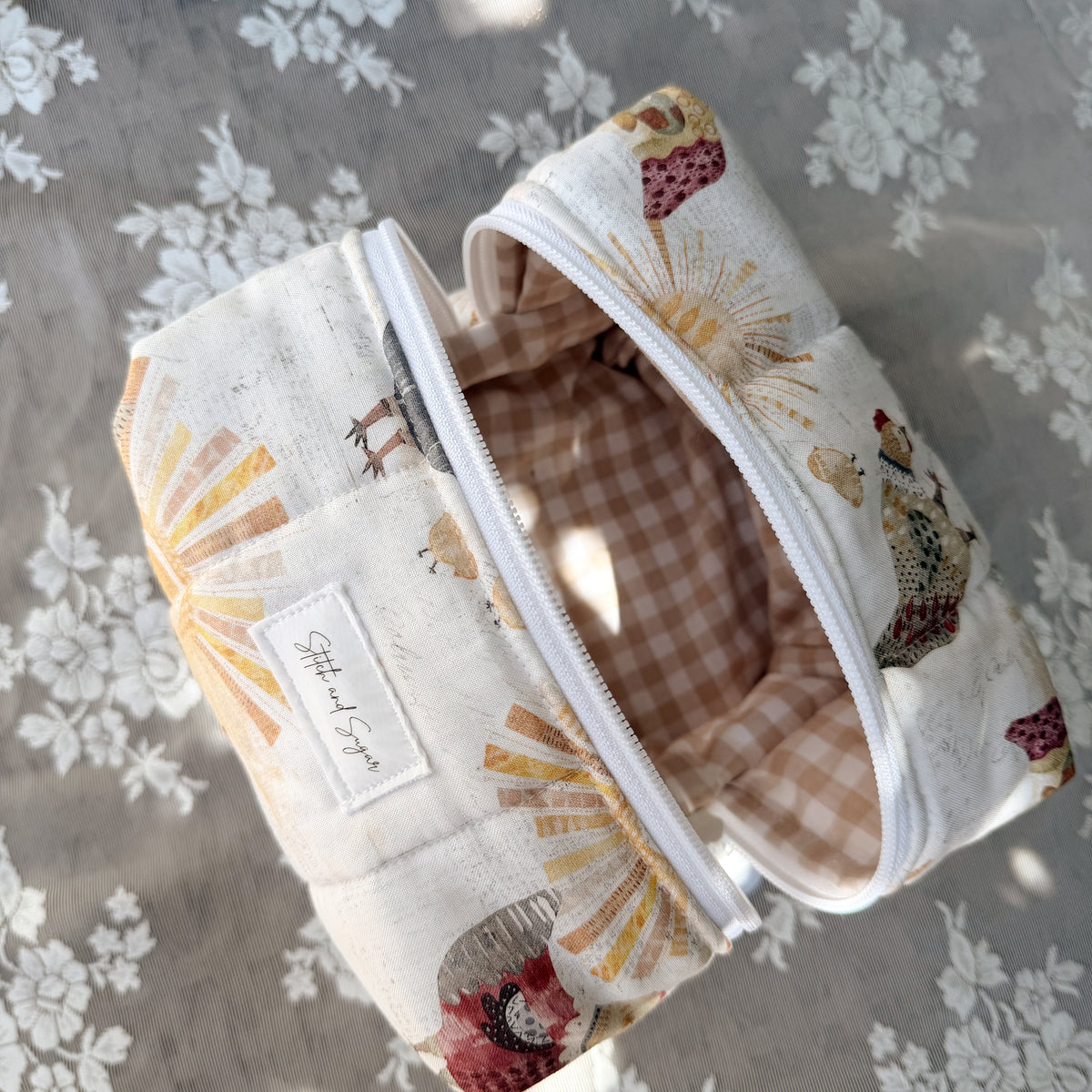 Rooster makeup bag