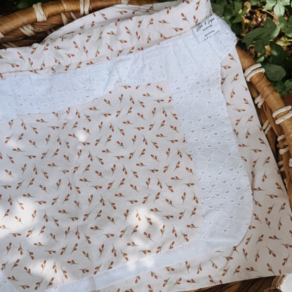 Dainty Tulip Apron