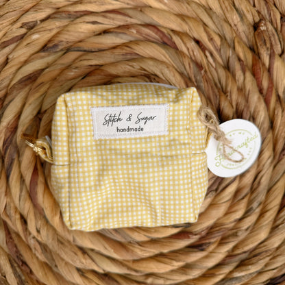 Sunny Gingham on-the-go Mini