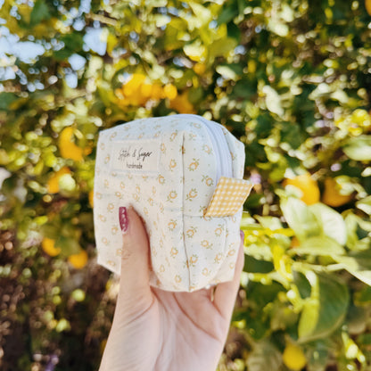 Dainty floral on-the-go mini