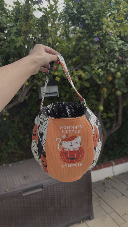 Trick or Treat bag- mommy’s little pumpkin